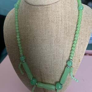 Vintage Green Aventurine Beaded Necklace with Curved Oblong Bar Accents